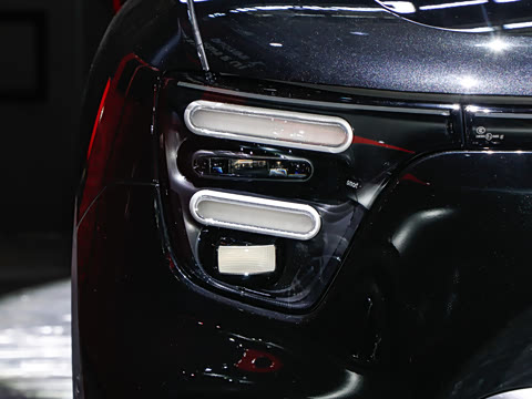 2025�� BRABUS ���ܰ�