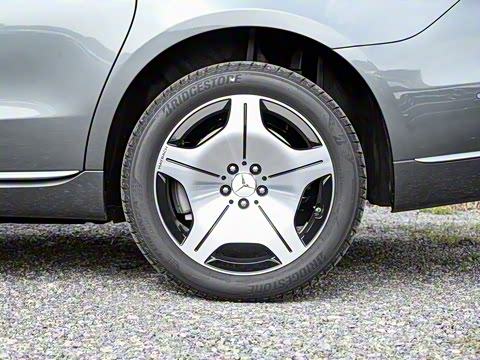 2025�� �Ŀ� S 480 4MATIC