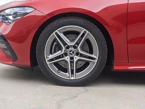 2025�� CLA 200 ���ܳ�