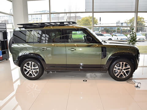 2026�� 110 3.0T P400 �����ر��