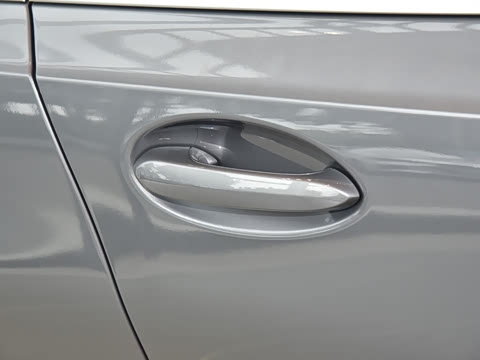 2026�� 325Li M�˶���װ