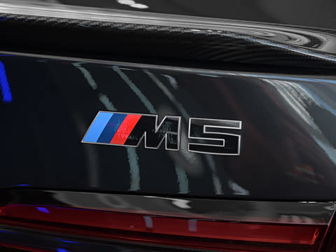2025�� M5