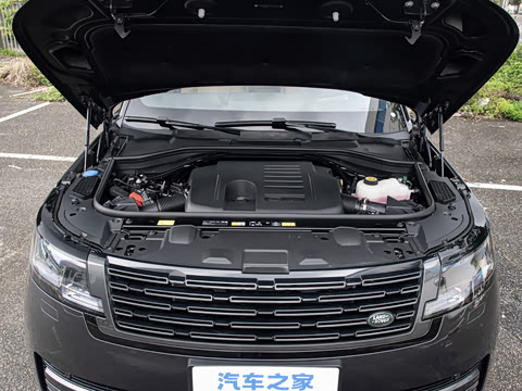 2026�� 3.0 L6 400PS AB�����