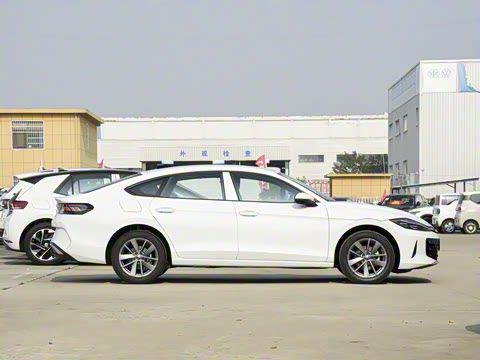 2026�� ���L 300TSI ��а�