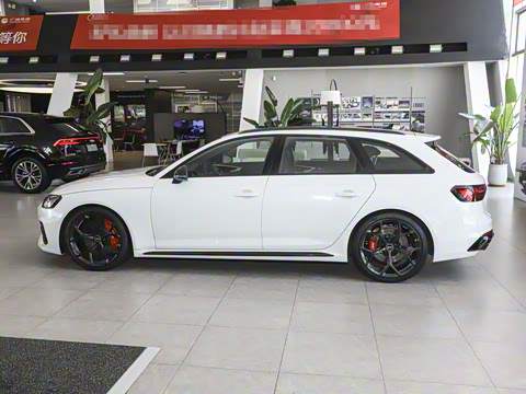 2024��  RS4 Avant ȼ���