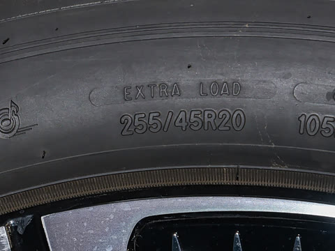 2025�� 500 4MATIC