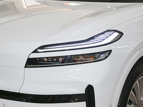 2025�� Pro ������