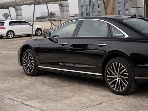 2026�� A8L 55 TFSI quattro �콢��