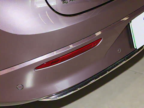 2025�� 705km Pro