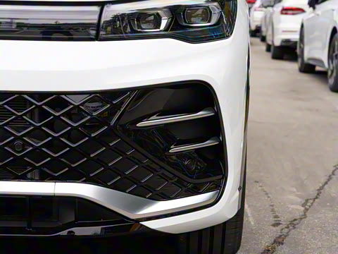 2026�� PRO 380TSI ���� R-Line �����