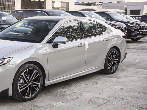 2026�� 2.0S �˶���