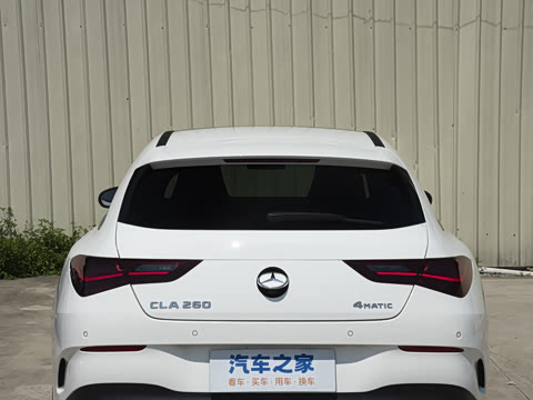 2025�� CLA 260 4MATIC ���ܳ�