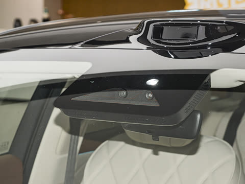 2025�� ��� �����۷��