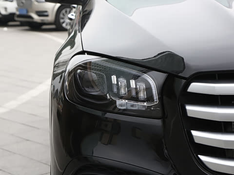 2026�� GLS 450 4MATIC ������