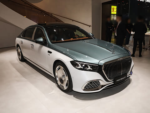 2027�� S 680 4MATIC