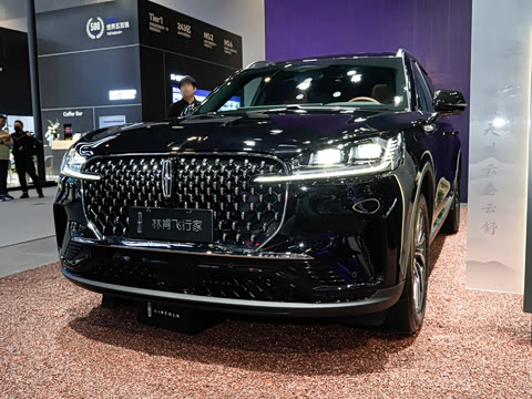 2024�� 3.0T V6 �������Ű� ����