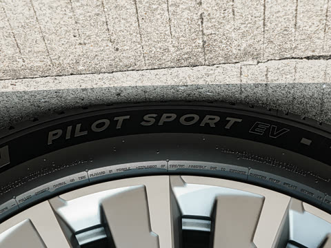 2026�� Ultra+ ������