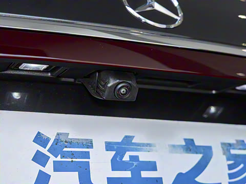 2025�� �Ŀ� E 300 L ʱ���˶���