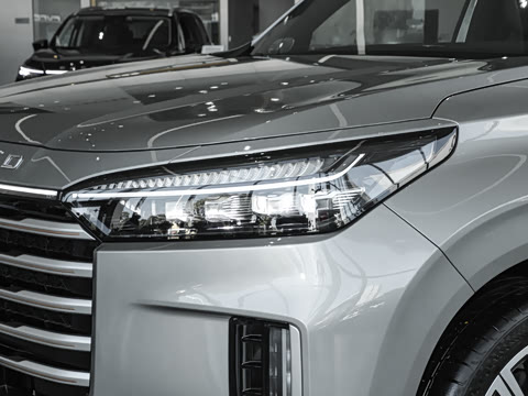 2025�� 180 ��������Ultra���� 7��