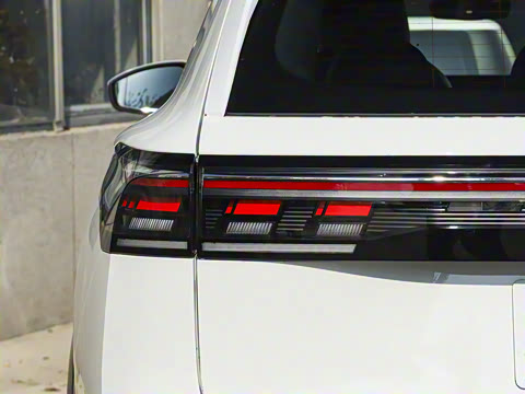 2026��  PRO 380TSI ���� R-Line �캽��