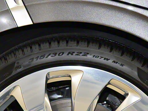 2024�� V8 Edition 8