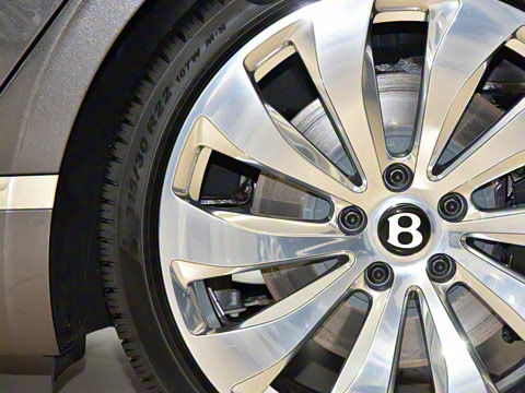 2024�� V8 Edition 8