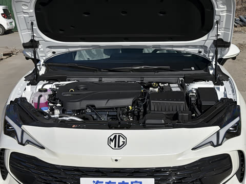 2026�� 2.0T 405 AT������