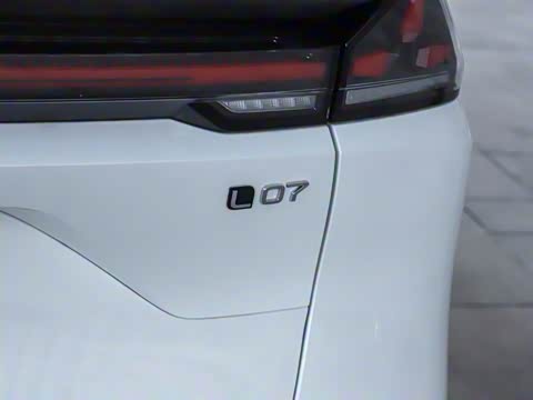 2026�� 240Ultra��ΪǬ��ADS SE��