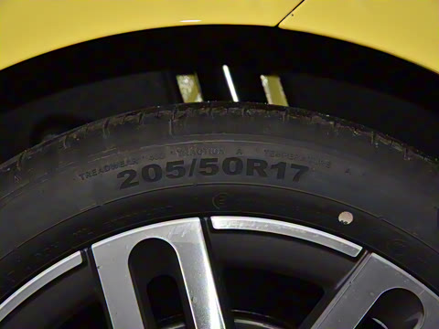 2025�� �Ŀ� 466km COOPER E ������