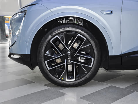 2026�� Max+ �����