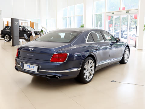 2026�� 4.0T V8 ��׼��
