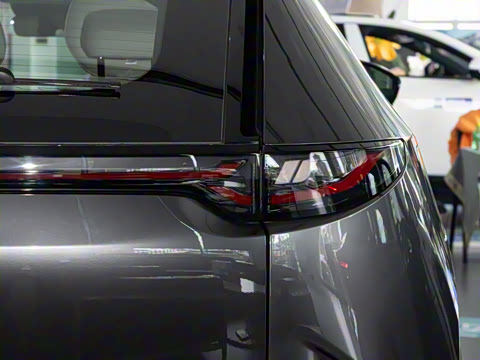 2025�� ����200 Pro