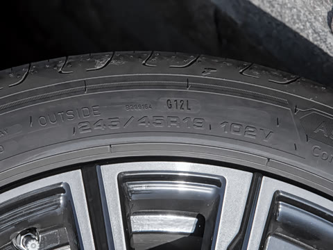 2026�� 225km EM-P Զ�����ǺӰ�+ҫҹ��װ