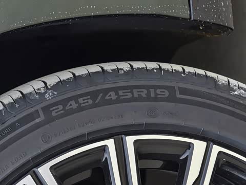 2026�� 225km EM-i Զ�����ǺӰ�