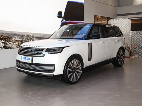 2025�� 4.4 V8 SV���ٴ����ӳ��� 4��