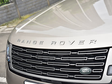 2026�� 3.0 L6 400PS HSE�����