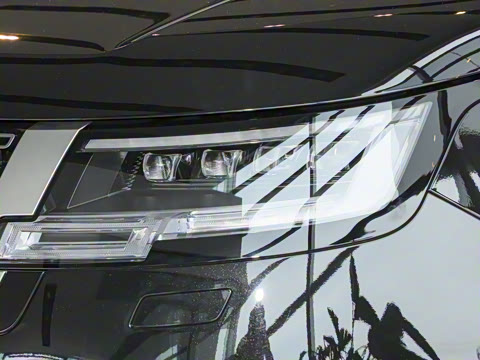 2025�� 3.0 L6 360PS ʢ����