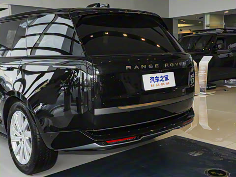 2025�� 3.0 L6 360PS ʢ����