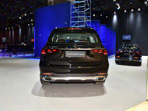 2026�� GLS 450 4MATIC ������