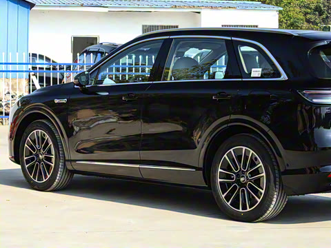 2025�� ���� Pro