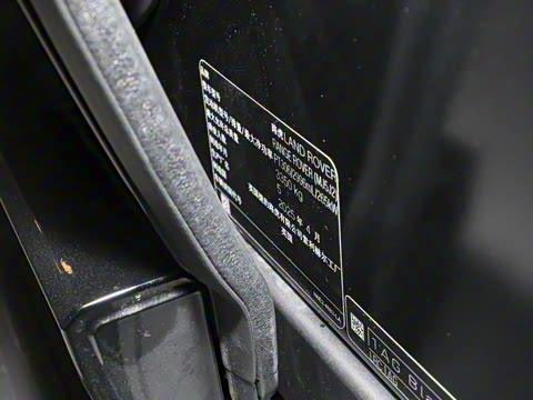 2025�� 3.0 L6 360PS ʢ����