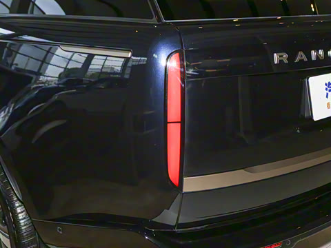 2024�� 4.4 V8 SV���ٴ����ӳ��� 4��