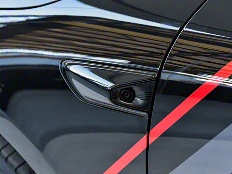 2025�� ��Ӱ��װ�޶��� 100kWh Touring