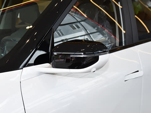 2027�� 1.5L ������