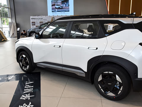 2027�� 1.5L ������