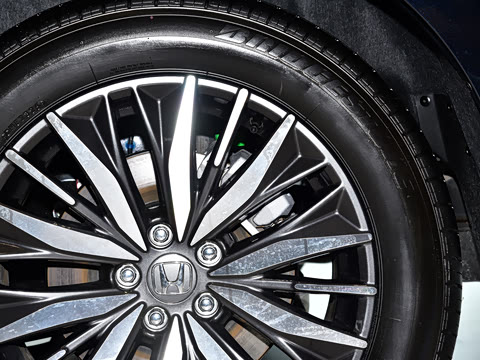 2026�� 240TURBO ����������