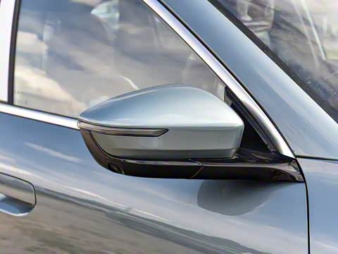 2026�� 2.0TD �Զ��콢 7��