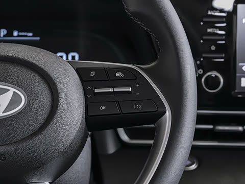 Hyundai Elantra · 2026 модельный год · 1.5L CVT GLX, элитное: каталожная фотография 26