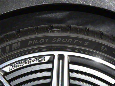 2026�� AMG C 43 4MATIC