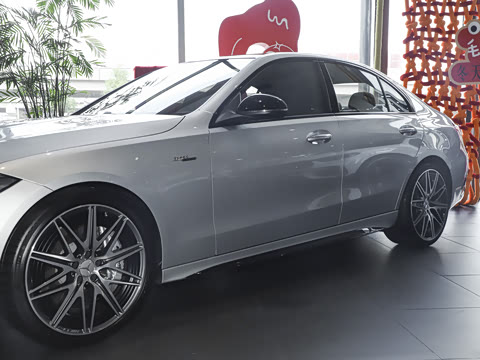 2025�� AMG C 43 4MATIC